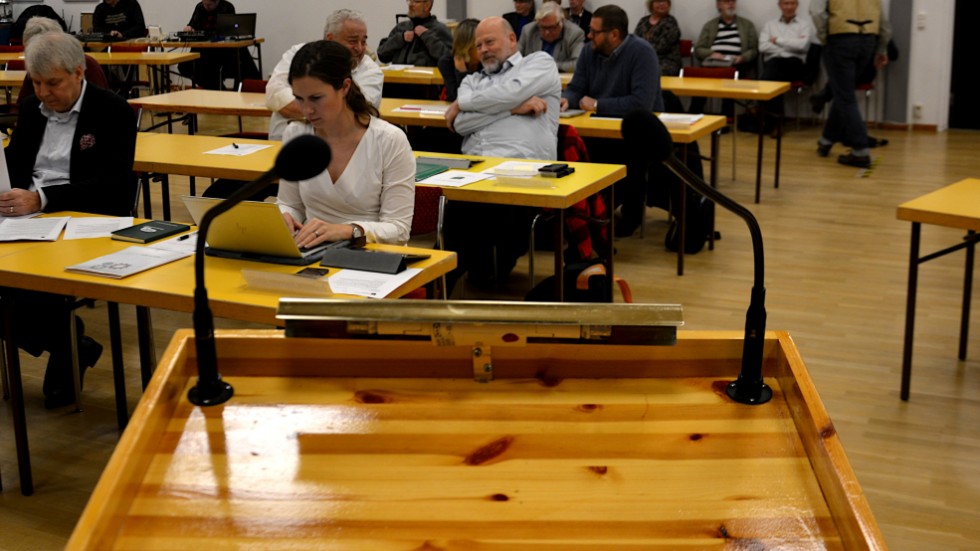 Vy från talarstolen. På måndagens Kommunfullmäktige röstades de styrande S och C:s budgetförslag fram.