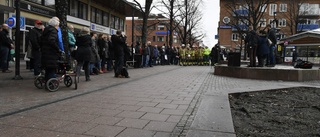 Möjligheternas torg tystnade för attentatets offer