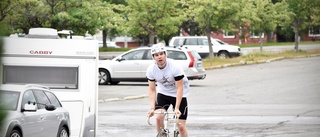 Bildspel från Charity Triathlon – han var spelaren som tog hem loppet