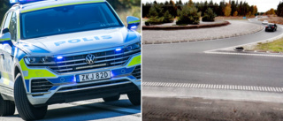 Man i 80-årsåldern hade indraget körkort – stoppades av polisen vid Terra Nova-rondellen