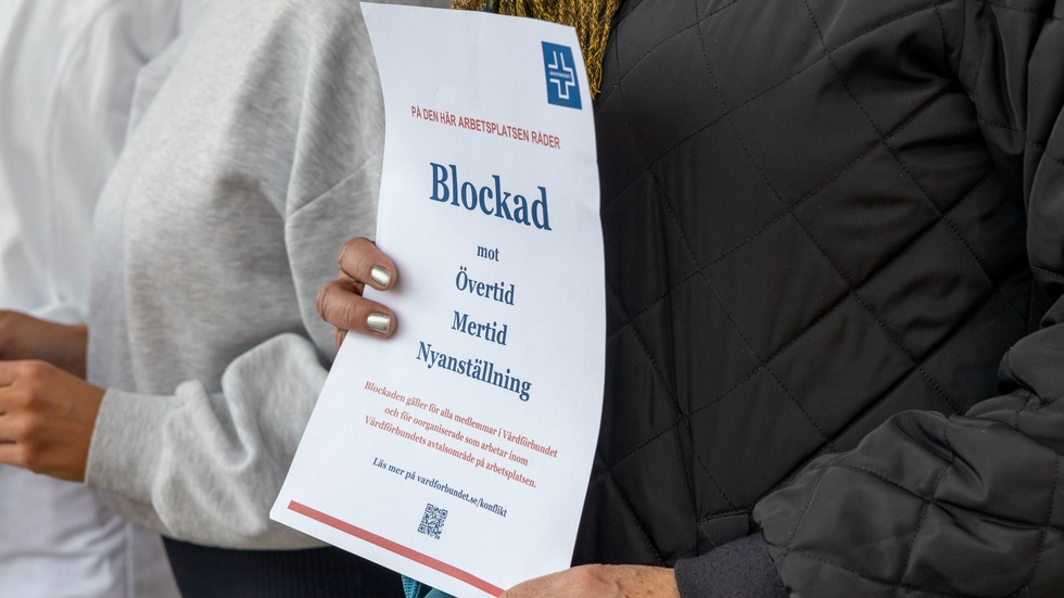 Sedan vårdblockaden trädde i kraft i Sörmland har regionen beordrat medarbetare till skyddsarbete på felaktiga grunder i minst 17 fall. Det hävdar Vårdförbundet. Konfliktöverträdelserna har skett på alla tre sjukhusen och på en rad avdelningar.