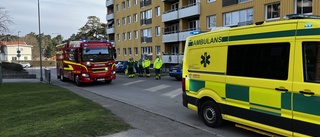 Brand på balkong i flerfamiljshus