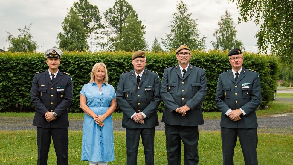 Avtackningar: Frivhandläggare Ellinor Leastadius, chef för Lapplandsjägarbataljonen Torgny Jäderblom samt chef för Gränsjägarbataljonen Nils Strömbäck.