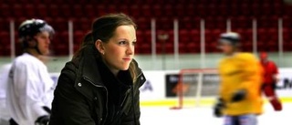 Emma bytte hockeystad