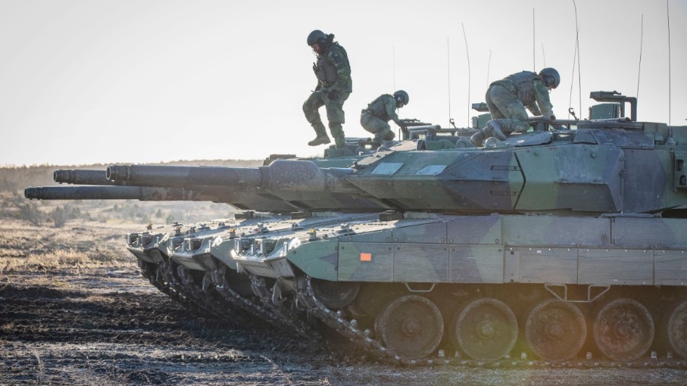 Försvarsmakten på Tofta skjutfält.