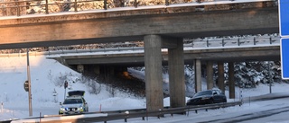 Personbil i trafikolycka på Järnvägsleden