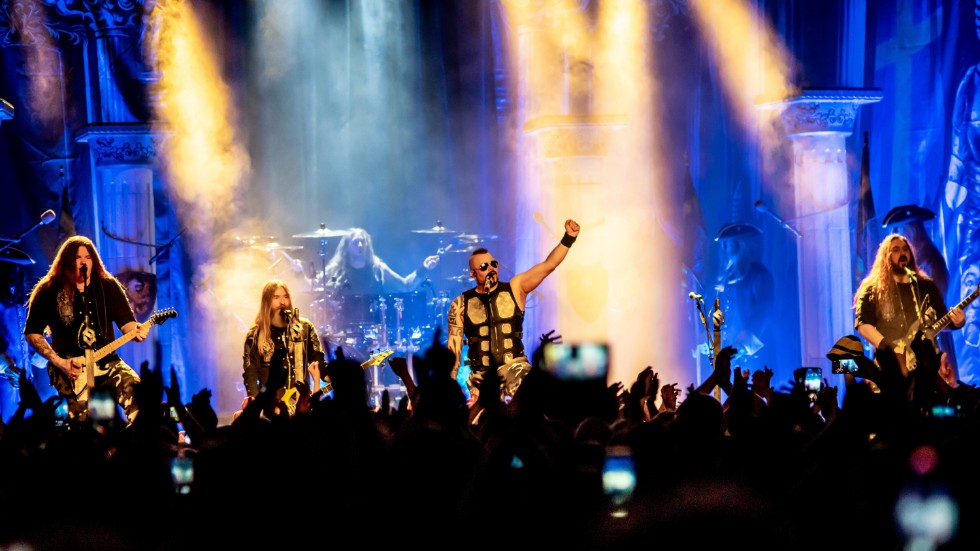Sabaton kallas för Sveriges populäraste hårdrocksband. I vinter kommer de till Kiruna och Övertorneå.