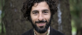 José González sjunger om nya och gamla tjommar