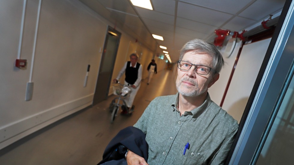 "Är man ovaccinerad fortfarande ska man ha klart för sig att riskerna för att smittas av covid-19 ökar när landet öppnar upp igen. Om tre-fyra veckor borde vi ha en indikation på hur svenskarna skött sig", tror smittskyddsläkare Signar Mäkitalo.