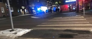 Misstänkt häktad efter knivattacken