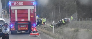 BLÅLJUS: Två till sjukhus efter vårdslös vänstersväng