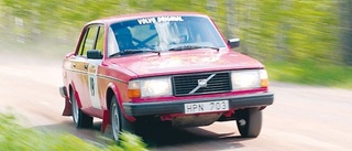 Full gas i rallyskogen