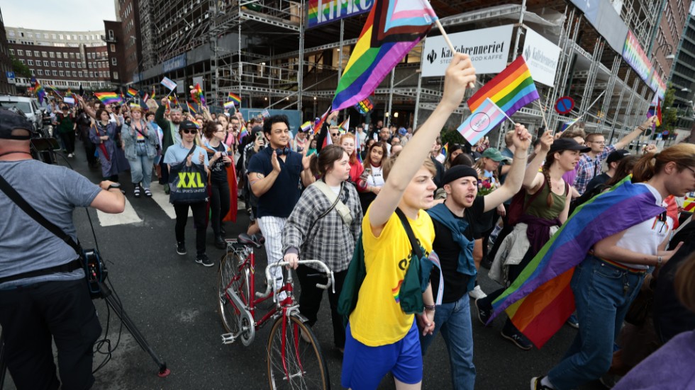 Många samlades i Oslo trots att polis avrått från en manifestation.