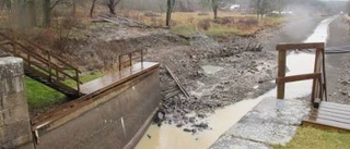 Jordskred på Göta kanal hotade grävmaskinist