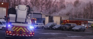 Brand i industribyggnad i centrala Eskilstuna