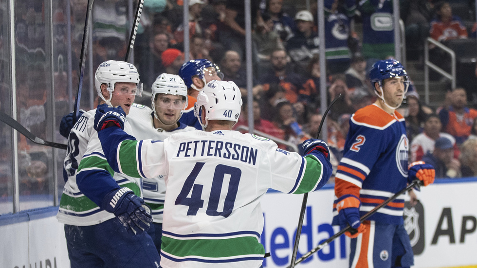 Vancouver och Elias Pettersson fortsätter att gå bra. Arkivbild.