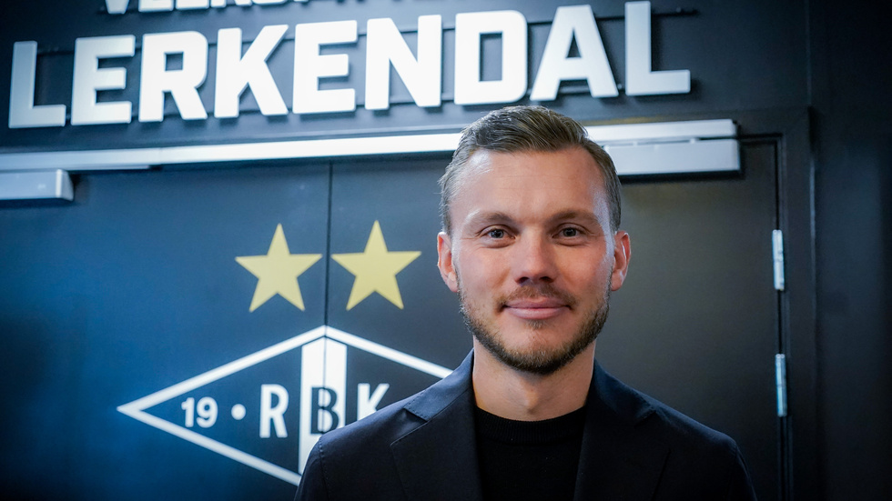 Alfred Johansson, 33-åringen uppvuxen i Enköping, presenterades som ny tränare i norska elitklubben Rosenborg. 