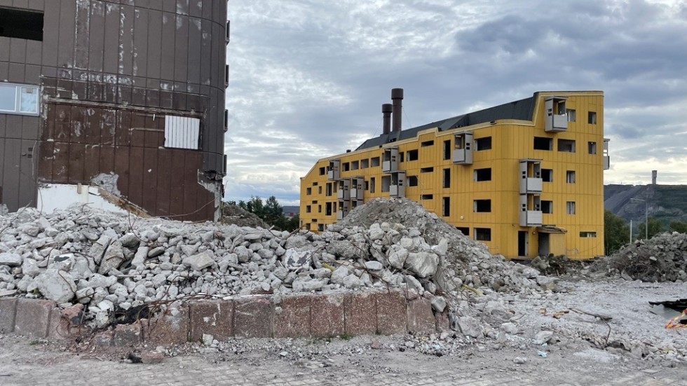 Kirunaborna är inte blyga för gruvor, skriver företrädare för Vänsterpartiet i Kiruna. "Vi river ner vår stad för att gruvan ska leva".