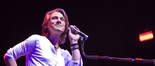 Taylor Hanson har blivit sjubarnspappa