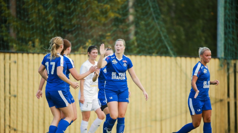 Luleå SK har beslutat sig för att ge division 1 en ny chans, efter funderingarna på att dra sig ur serien.