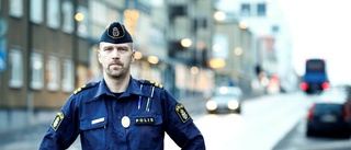 NÄR ska man byta däck? • Så svarar trafikpolisen