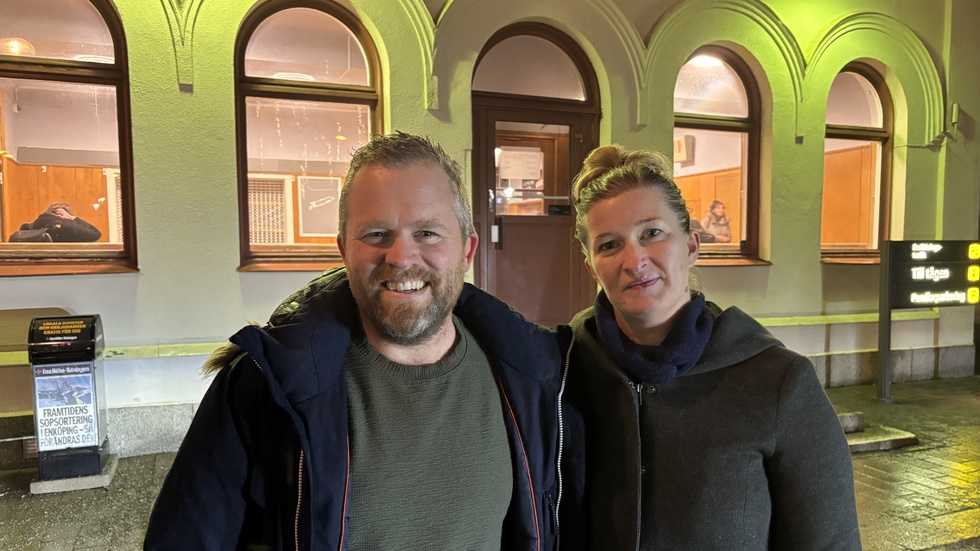 Andreas Engström och Linda Wallén öppnar ny verksamhet i stationshuset.