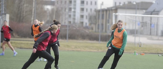 Tuns tunga start: Utan match igen – nyförvärv slet av hälsena