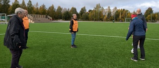 Alla kan vara med i gåfotboll 