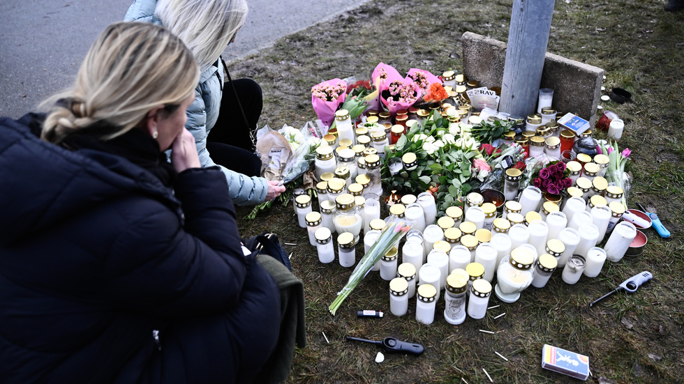 Efter dådet i Örebro menar psykologen Anna Norlén att det är viktigt att som vuxen finnas där för barnets frågor.