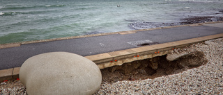 Strandpromenaden skadades av vatten och vind – igen