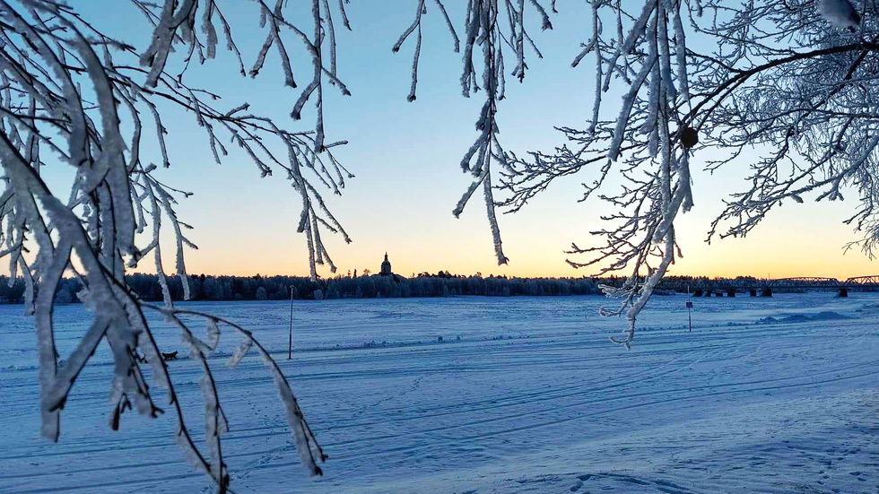 Kall och krispig novembermorgon vid Strandgatan, Haparanda.