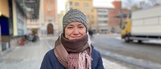 Karolina, 33: "Jag är en generation över den nya musiken"