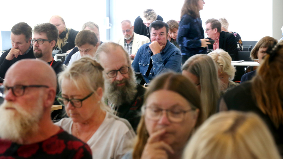 "För det kan väl inte kännas bra i magen att en tredjedel av Liberalernas lokala makt kommer från röster på ett annat parti?".