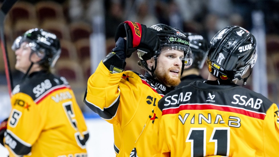 Brendan Shinnimin ger och tar smällar – och väntar sig inget annat i derbyt mot Skellefteå.