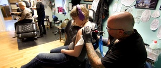 Tatuering för välgörenhet