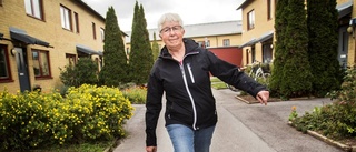 Barbro, 77, får pensionärerna att göra "plankan"