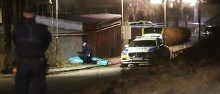 Sex häktade för mord i Huddinge