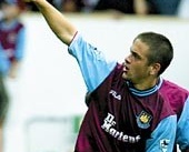 West Ham tvingas sälja nästan allt!