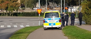 Barn på elscooter påkört av bilist       