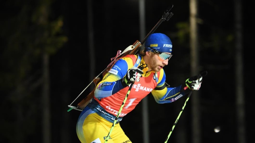 Peppe Femling, Piteå Skidskytteklubb, startade först av alla i onsdagens distanslopp.