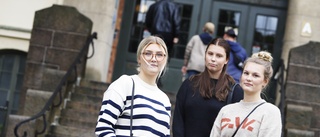 Lunchkaos på S:t Eskil – nu har eleverna fått nog: ✓Hinner inte äta ✓Blir inte mätta ✓"Det är jättetragiskt"