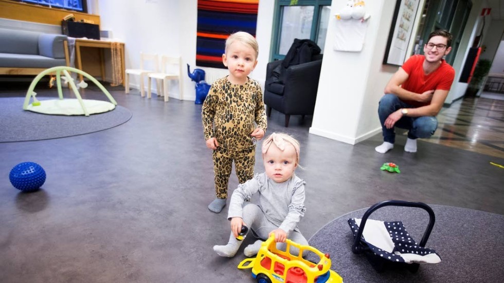 Albin Grönlund, Ella Åsén och i bakgrunden Linus Grönlund.