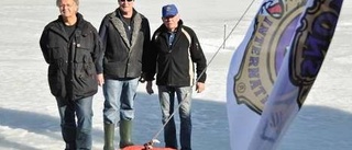 Tradition med tyngd i Öregrunds hamn