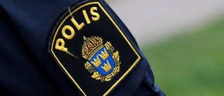 Hemliga poliser i osäker byggnad