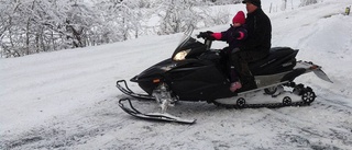 Skoterhjälten räddade operasångerskan när snöovädret drog in