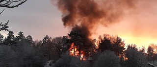 Villa blev lågornas rov – gick inte att rädda: "Helt övertänd"