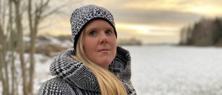 Styckmord i Vendel och en kropp genomborrad av pålar – Emelie debuterar med deckare