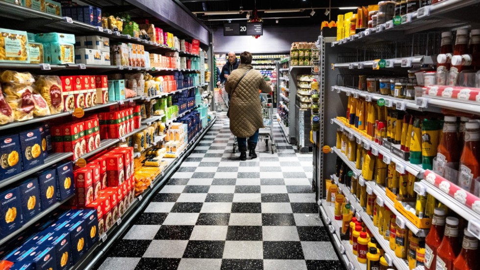 Matinflationen sjunker, men i butik väntas inga större förändringar. Arkivbild.