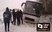 Buss med Norrköpingselever i diket