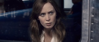 Norrans recensent berömmer Emily Blunt i ”Kvinnan på tåget”.